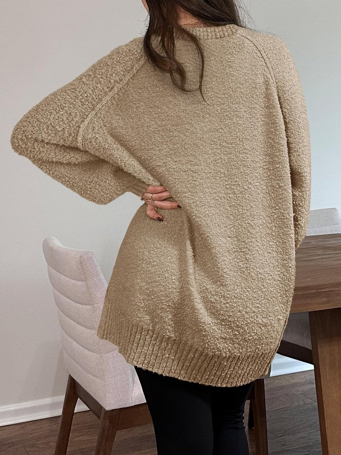 Womens Oversized Sweater 2025 Fall Trendy Fuzzy Crew Neck Long Sleeve Casual Tunic Sweaters